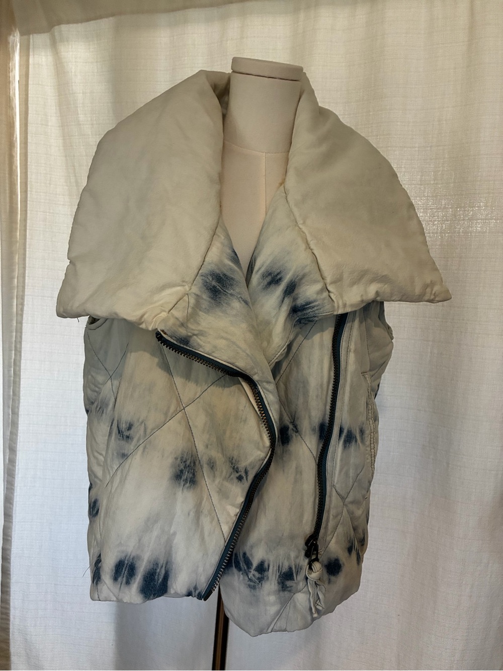 We The Free Cream & Blue Tie-Dye Puffer Vest with Oversized Collar